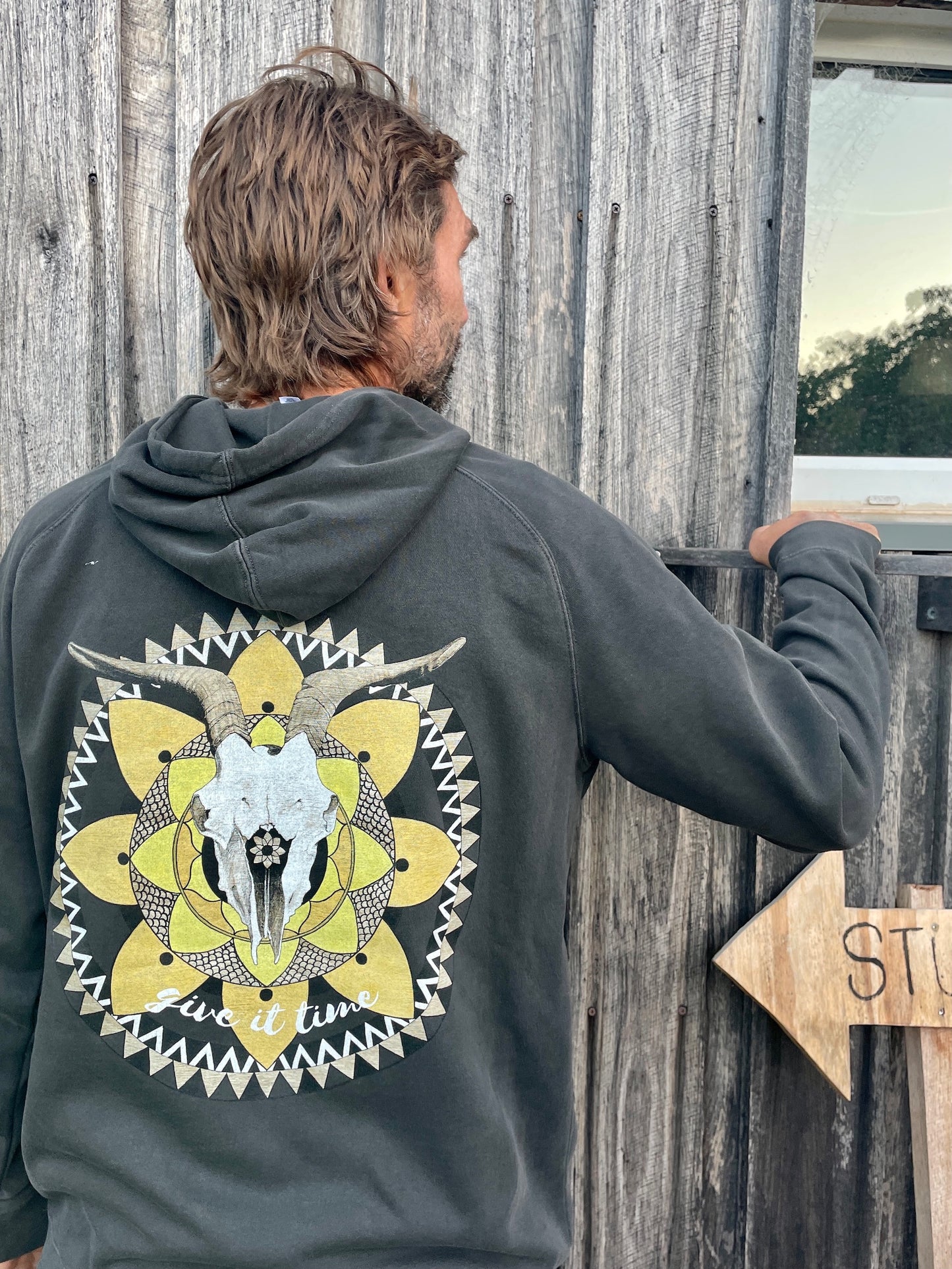 Give it Time hood - charcoal