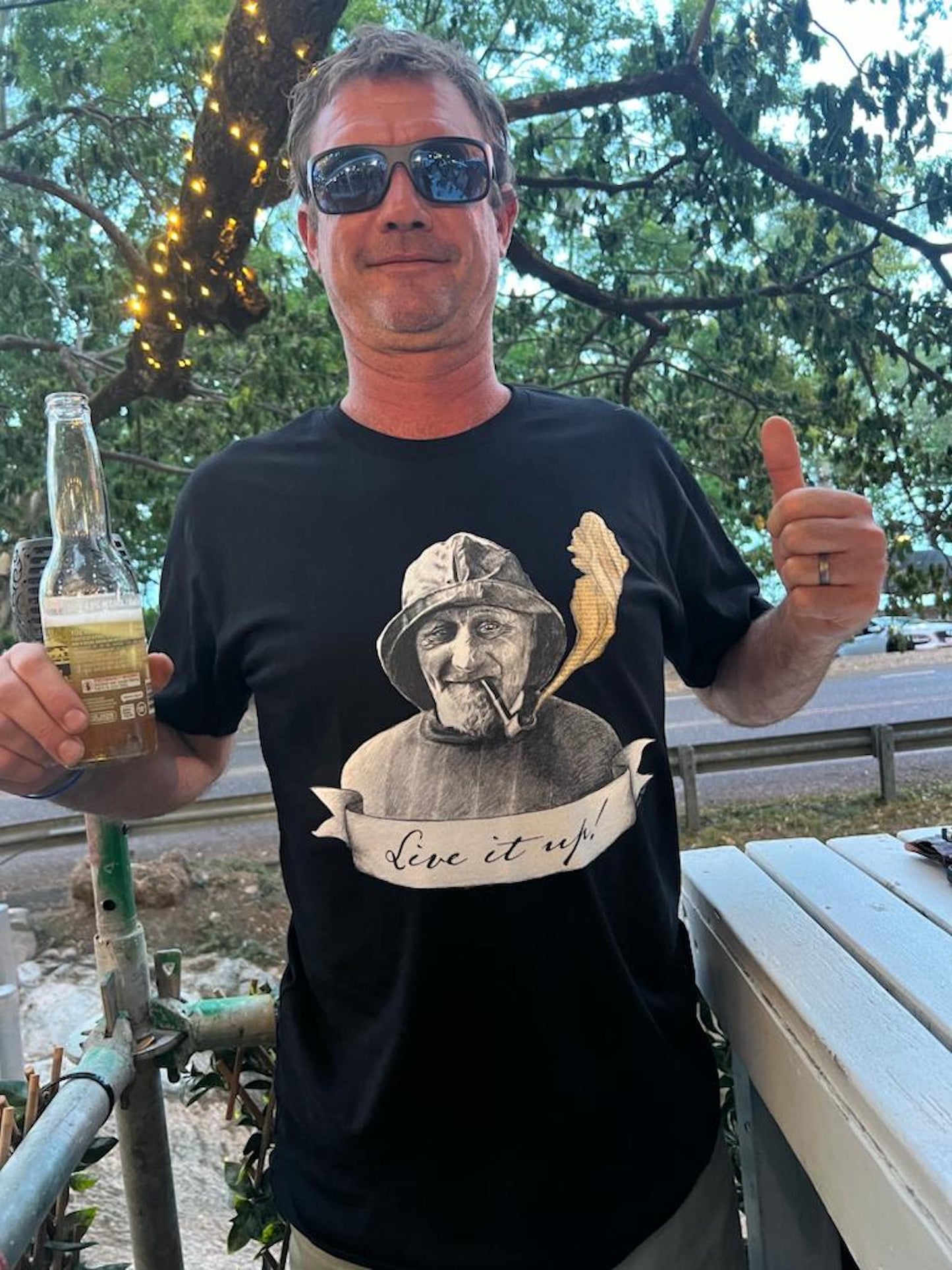 Live it Up t-shirt - black